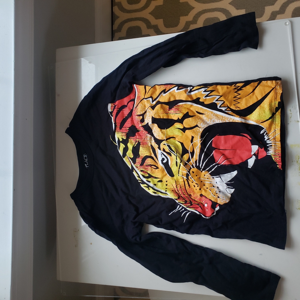 Black Long Sleeve Tiger Graphic Tee